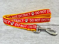 Do Not Distract Dog Ribbon Lead - Alert Lead 1