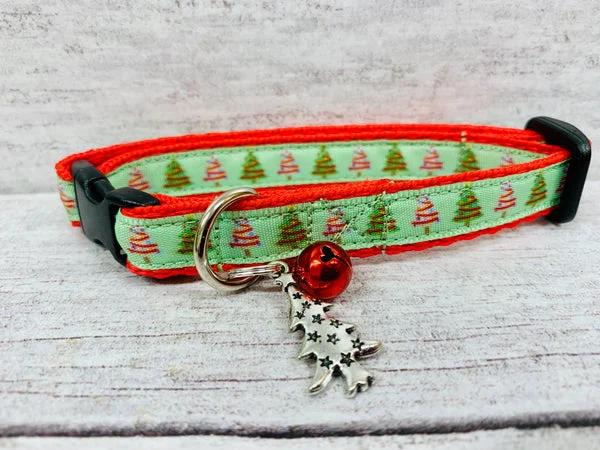Christmas Cat Collar with Bell