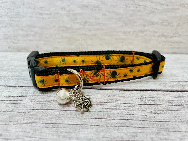 Spiders Halloween Puppy/Small Dog Collar