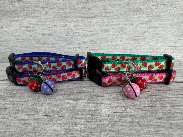 Multi Strawberry Strawberries Puppy/Small Dog Collar