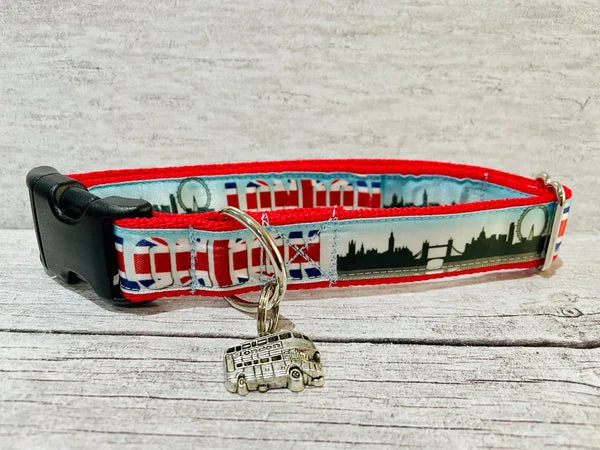 London Skyline Dog Collar