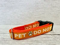 Do Not Pet Me Alert Dog Collar - Solid Colour 4