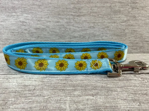 Blue Sunflower Heads Ribbon Lead