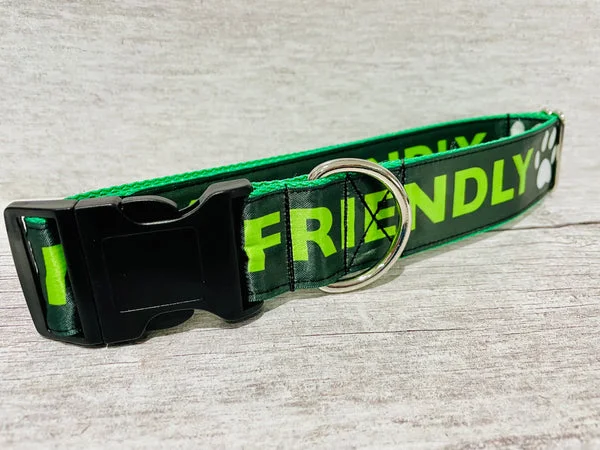 I am Friendly - Dog Collar - Black on Green Alert